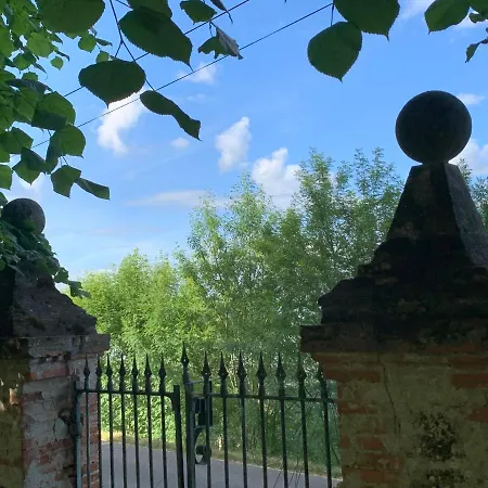 D'hotes Et Table D'hotes Domaine De La Terrasse Sas Et Anda Montauban Oda ve Kahvaltı