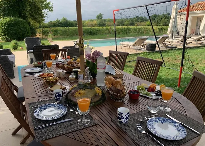 D'hotes Et Table D'hotes Domaine De La Terrasse Sas Et Anda Montauban Bed and breakfast Lacourt-Saint-Pierre