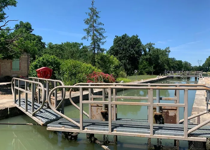 Bed & Breakfast D'hotes Et Table D'hotes Domaine De La Terrasse Sas Et Anda Montauban *
